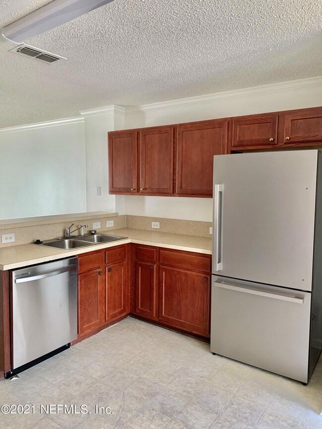 5875 Liska Dr, Jacksonville, FL 32244 - photo 2