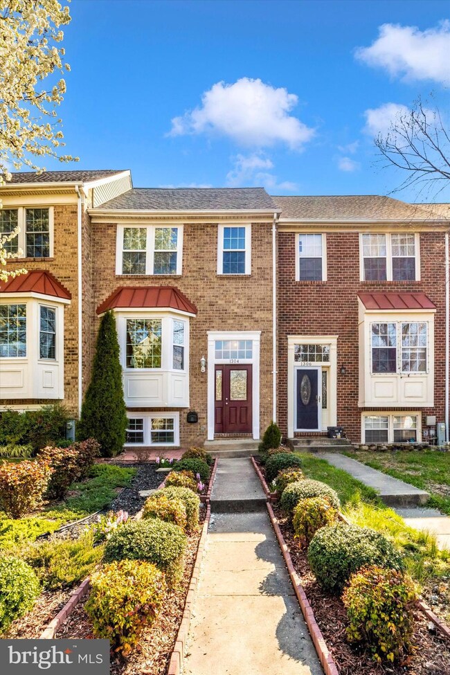 1304 Waterway Ct, Stoney Beach, MD 21226 - photo 3