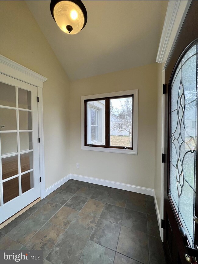 42 Cranbury Rd, Princeton Junction, NJ 08550 - photo 2