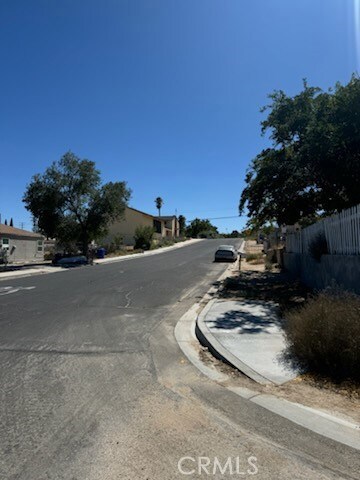 15528 5th St, Victorville, CA 92395 - photo 7