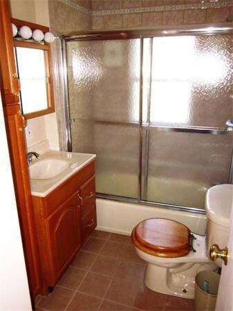 52 Zenith Dr unit 1, Worcester, MA 01602 - photo 4