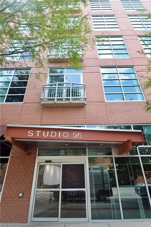 221 Market St unit 319, Virginia Beach, VA 23462 - photo 3