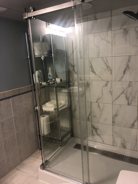 34 Broadlawn Dr unit 1, Chestnut Hill, MA 02467 - photo 6