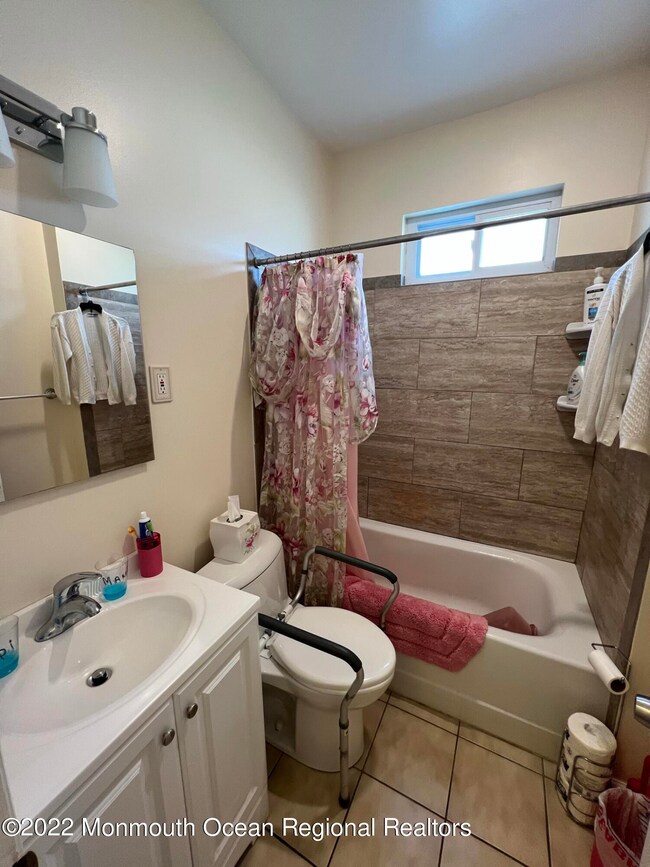 446-p Erico Ave, Elizabeth, NJ 07202 - photo 7