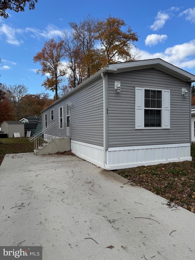 94 White Oak Dr, Pennsville Township, NJ 08070 - photo 2