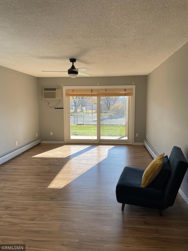 2800 Hillsboro Ave N unit 105, New Hope, MN 55427 - photo 5