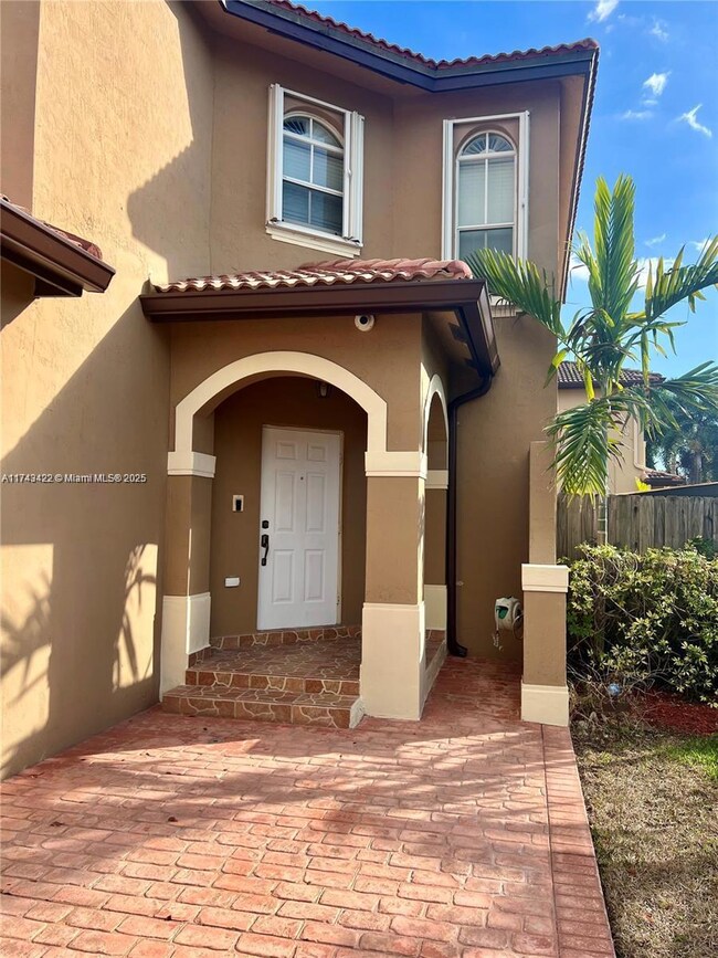 11330 NW 44th Terrace, Doral, FL 33178 - photo 2