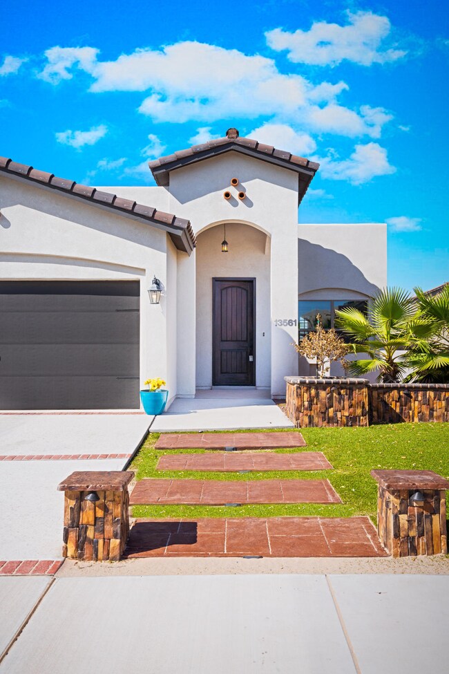 13561 Harbottle St, El Paso, TX 79928 - photo 3