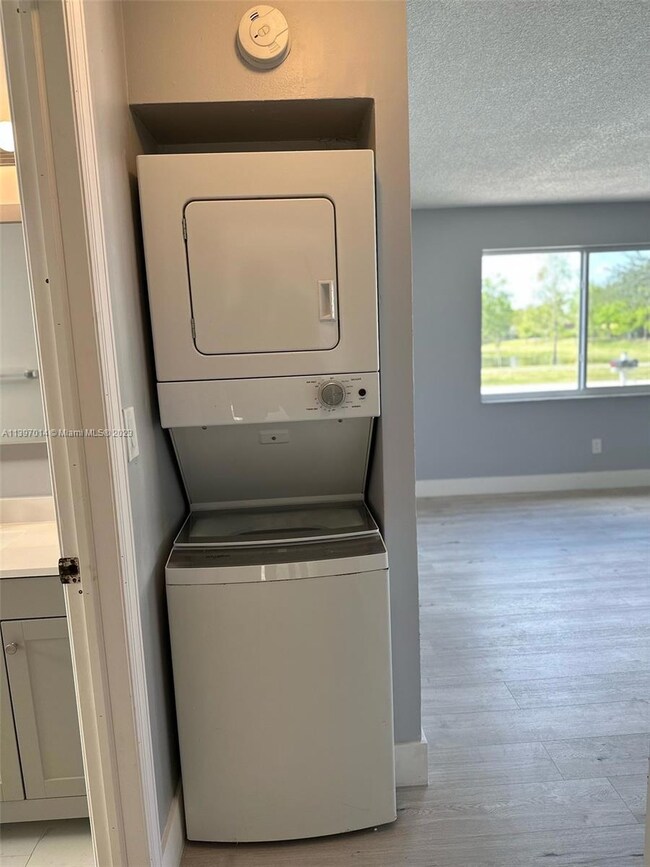 6100 SW 37th St unit 1, Miramar, FL 33023 - photo 5