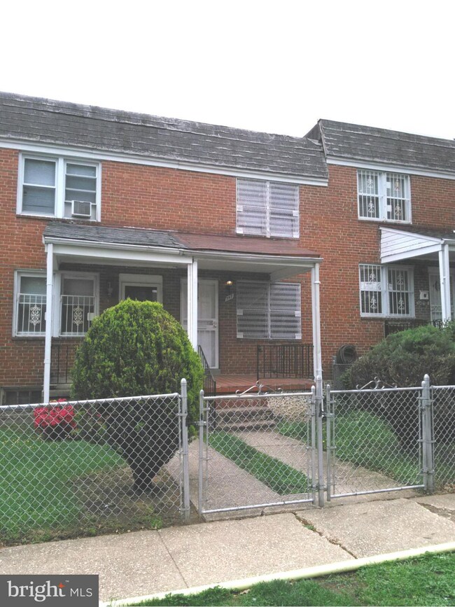 347 Denison St, Baltimore, MD 21229 - photo 3