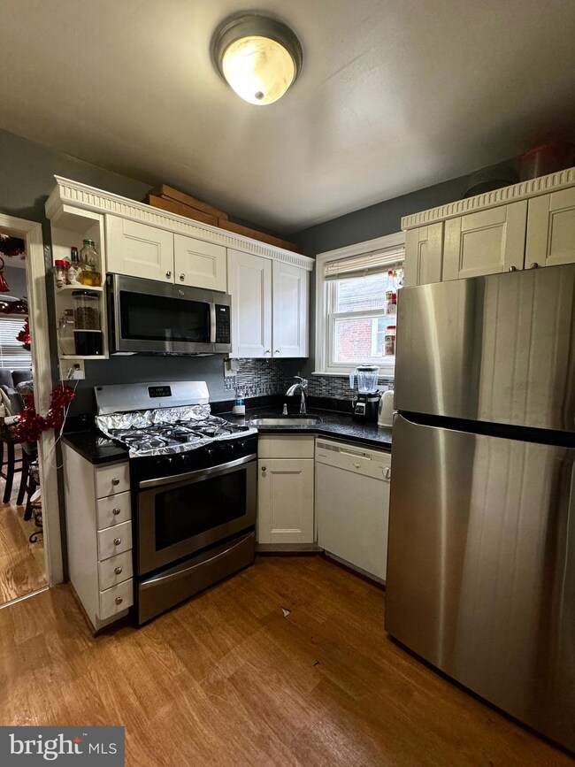 5029 Fable St, Capitol Heights, MD 20743 - photo 3