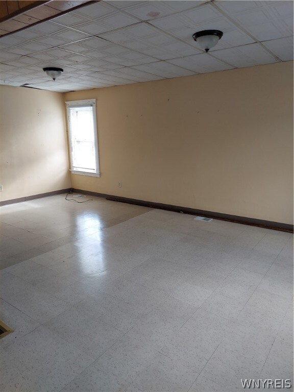 551 19th St, Niagara Falls, NY 14301 - photo 5