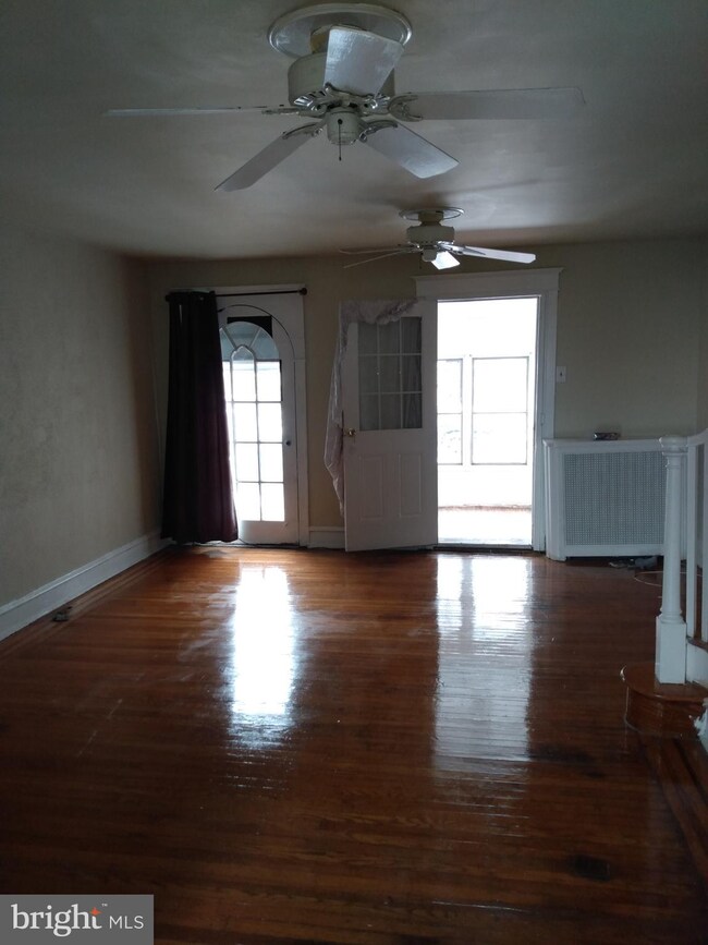 295 Copley Rd, Upper Darby, PA 19082 - photo 7