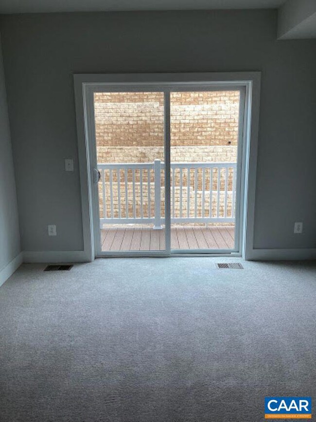 805 Wesley Ln unit A, Charlottesville, VA 22911 - photo 4