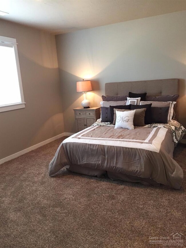 63278 Newhall Place, Bend, OR 97701 - photo 5