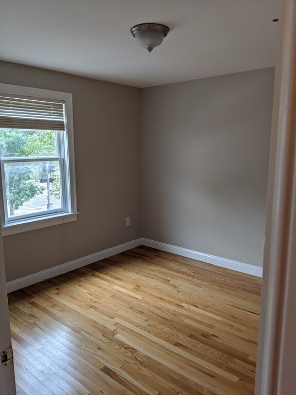 2 Lee Hill Rd unit 4, Roslindale, MA 02131 - photo 7