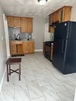139-141 Walnut St unit 141, Lynn, MA 01905 - photo 4