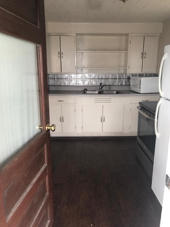 9115 Main St, Needville, TX 77461 - photo 2