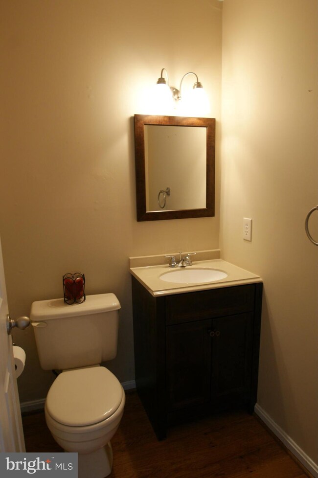 1615 Brimfield Cir, Sykesville, MD 21784 - photo 3