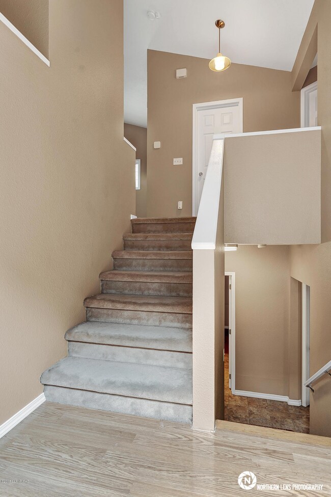 7_EntryStairway