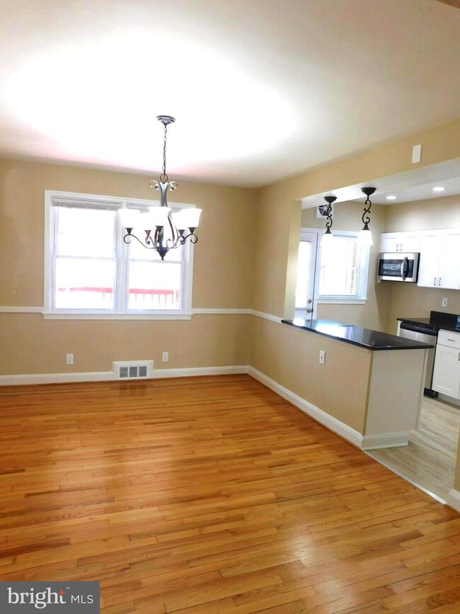 1207 Evesham Ave, Baltimore, MD 21239 - photo 5