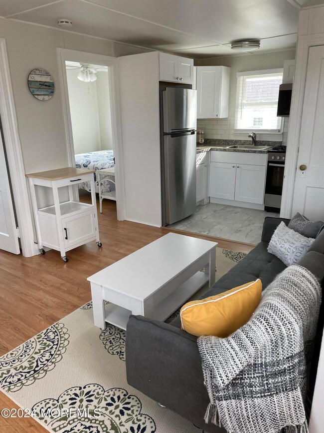 204 Evergreen Ave unit R, Bradley Beach, NJ 07720 - photo 7