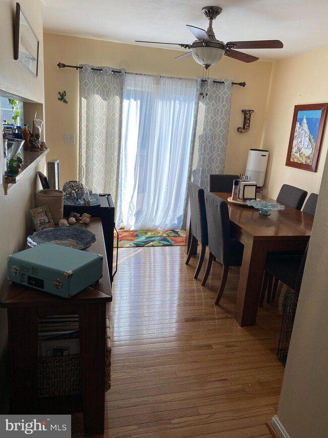 16969 Point Pleasant Ln, Dumfries, VA 22026 - photo 7