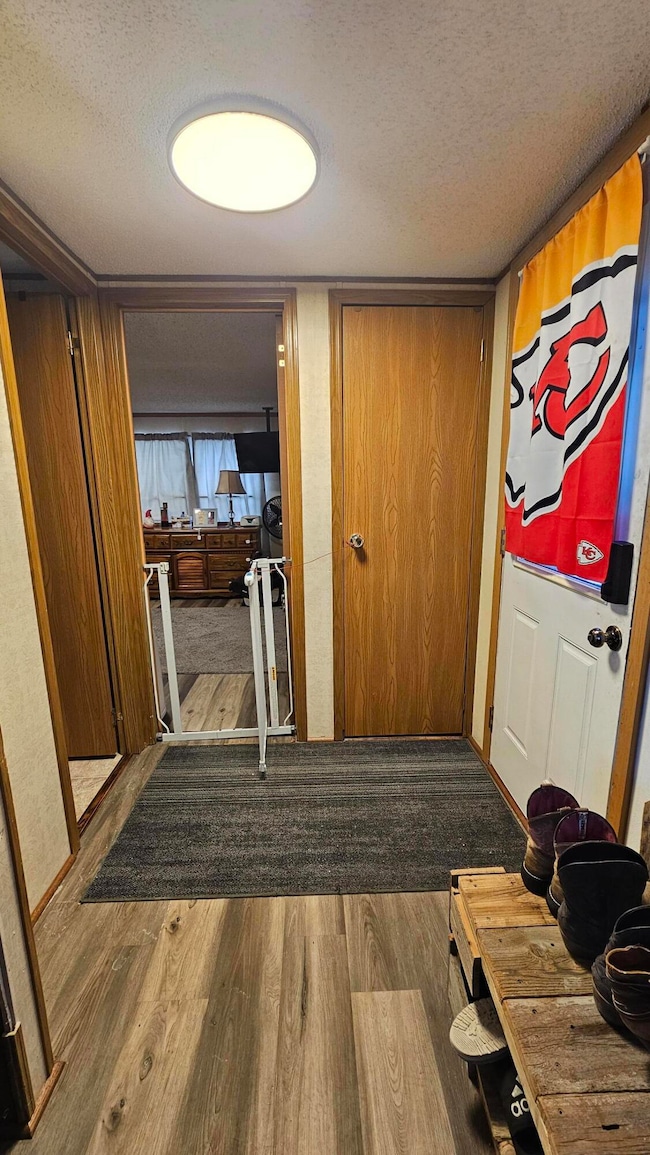 512 E 2nd St, Wilton, IA 52778 - photo 7