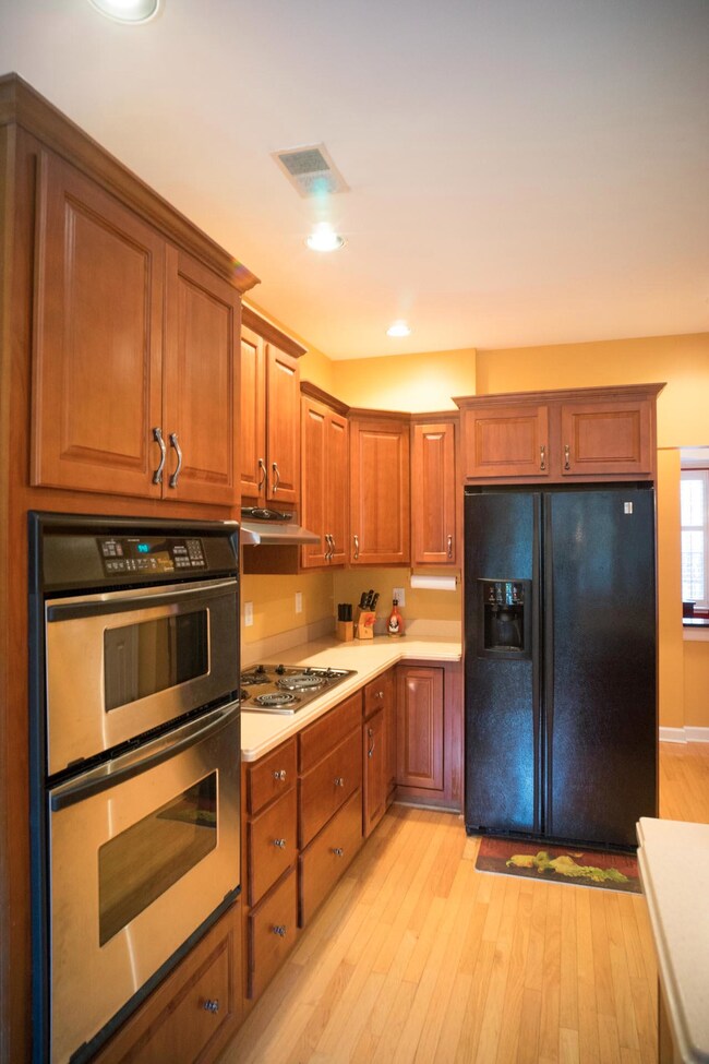 2109 Short Grass Court-30