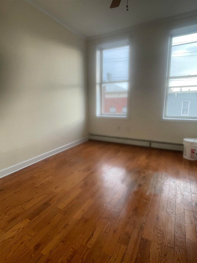 253 New York Ave unit 1R, Jersey City, NJ 07307 - photo 3