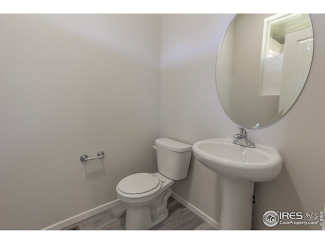 EXAMPLE PHOTO: POWDER BATH