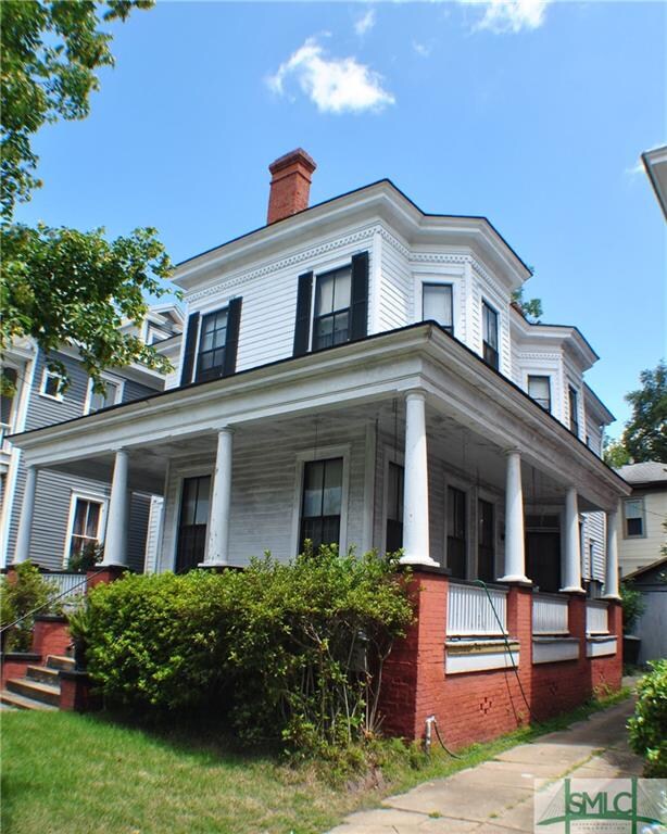 204 E 38th St, Savannah, GA 31401 - photo 2