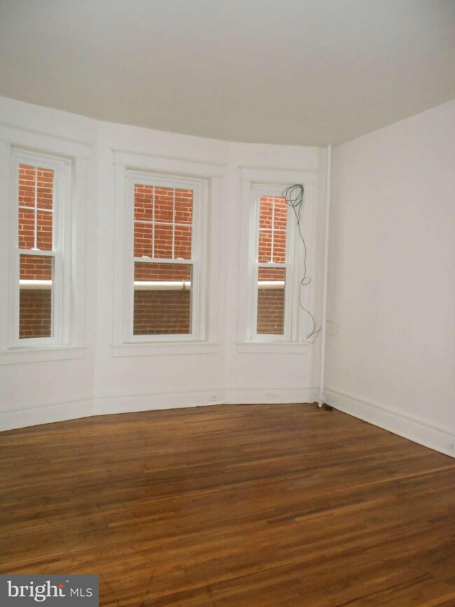 111 E Baltimore St unit 4, Hagerstown, MD 21740 - photo 3