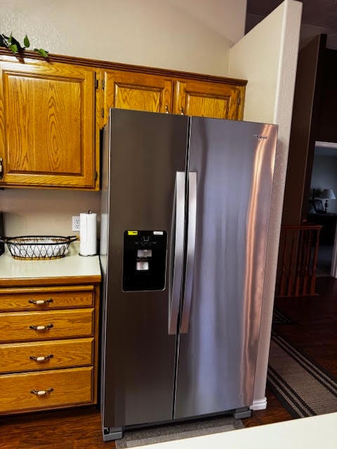 Refridgerator