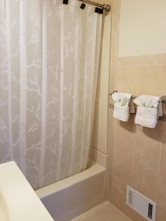 321 Spring St unit 21, Red Bank, NJ 07701 - photo 6