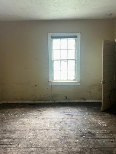 4bedroom 1st view