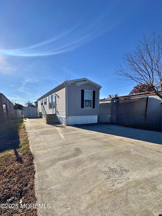 1881 Route 37 W unit 272, Toms River, NJ 08757 - photo 2