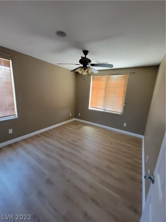 9196 Grand Sunburst Ct, Las Vegas, NV 89149 - photo 5