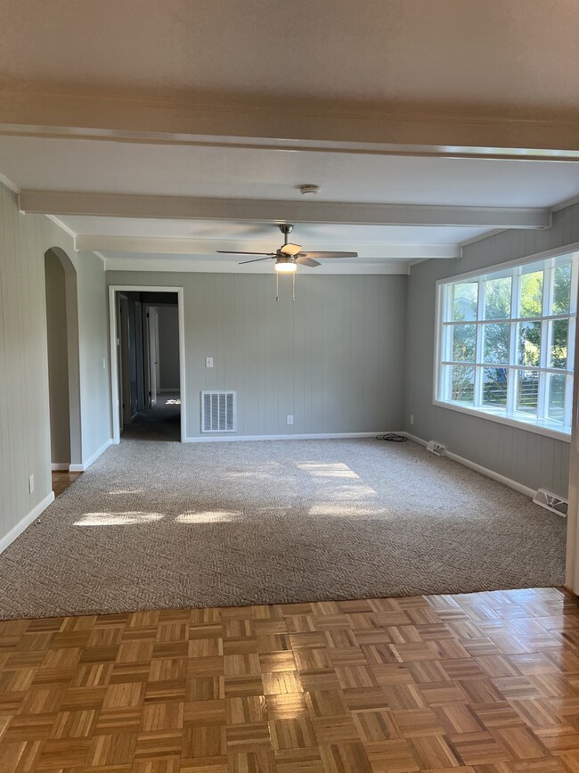 401 Shadow Dr, Shelbyville, TN 37160 - photo 4