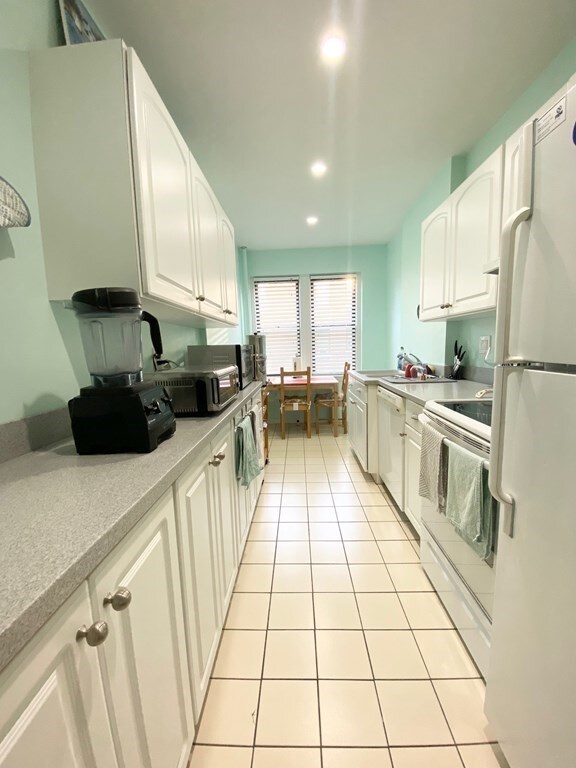 137 Englewood Ave unit 36, Brighton, MA 02135 - photo 2