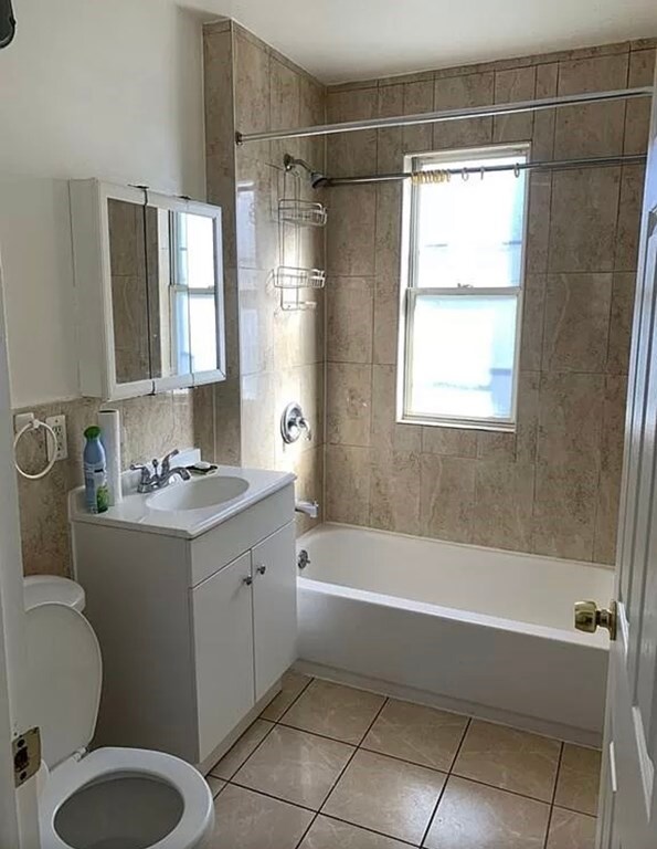 254 Tyler St unit 2, Springfield, MA 01109 - photo 5