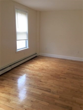 268 Washington Ave unit 16, Chelsea, MA 02150 - photo 4