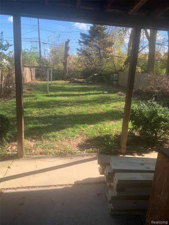 2313 S Rundle Ave, Lansing, MI 48910 - photo 4