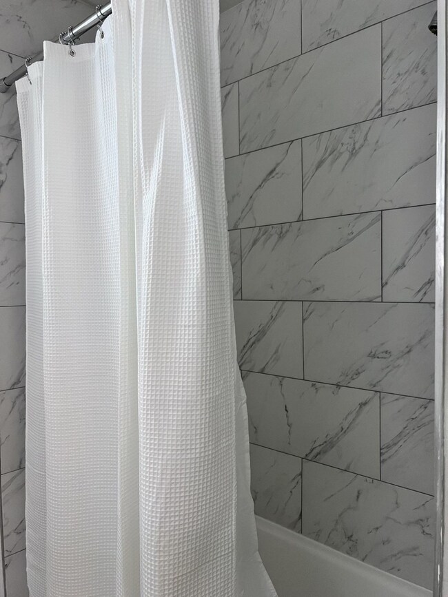 2420 Mcduffie St unit 7, Houston, TX 77019 - photo 7