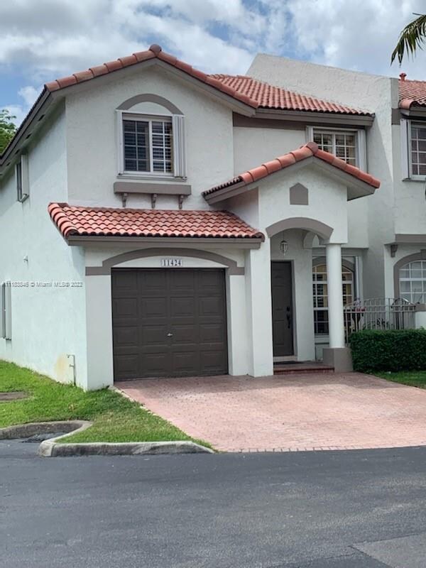 11424 NW 50th Terrace, Doral, FL 33178 - photo 2