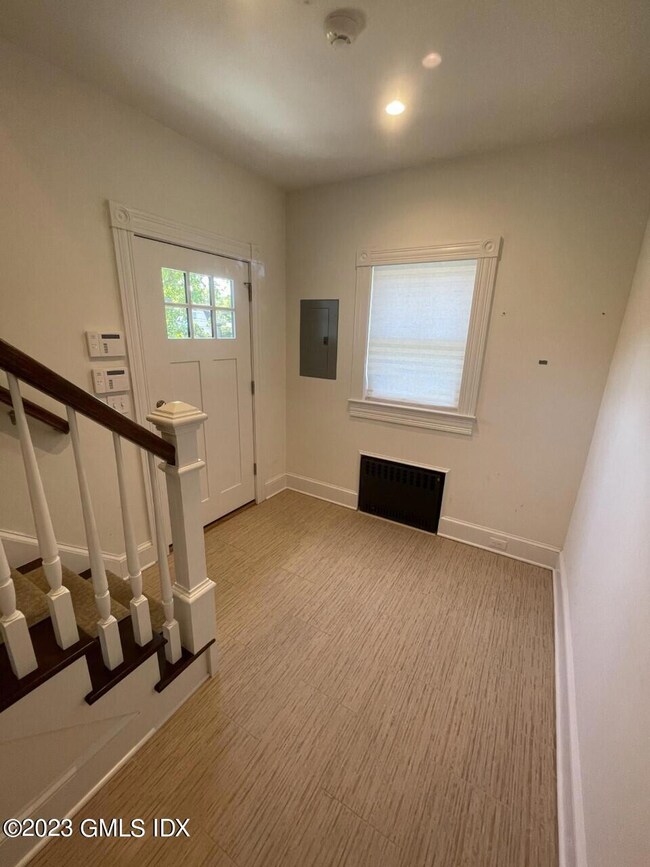 Entry with office space
