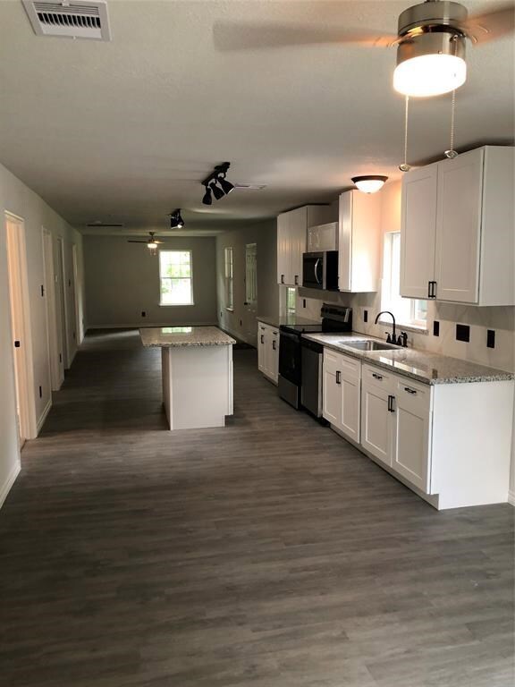 3026 Toliver St, Houston, TX 77093 - photo 5