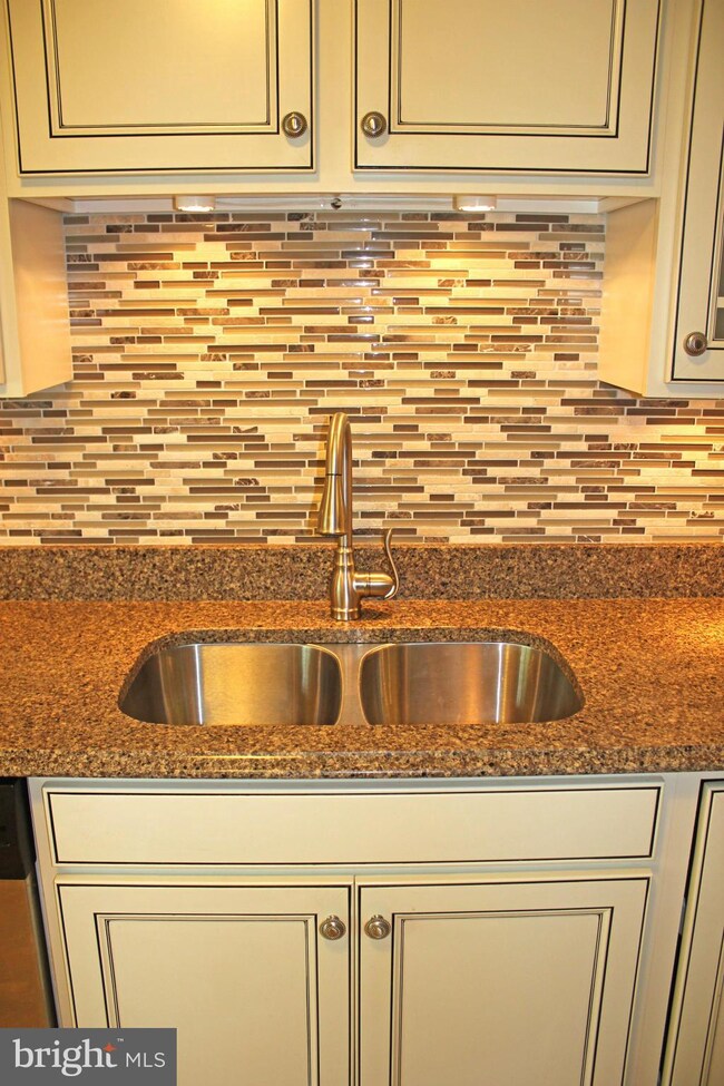 22408 Greenview Ct, Great Mills, MD 20634 - photo 4