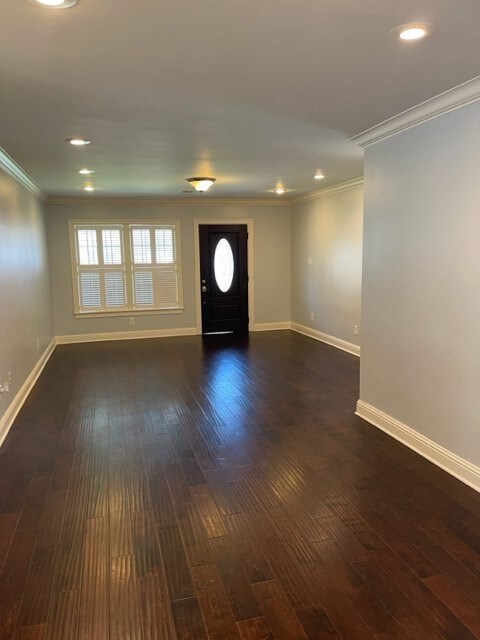 906 Algregg St, Houston, TX 77009 - photo 2