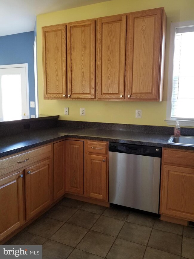 8555 Stevens Rd, Owings, MD 20736 - photo 4